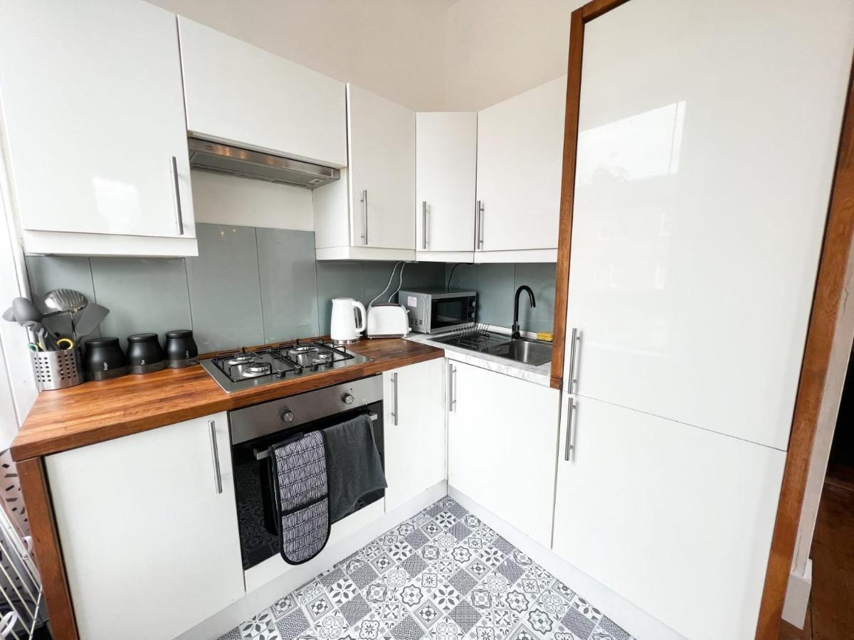 Bohemian 1Br Flat In Abbeyhill Leilighet Edinburgh Eksteriør bilde